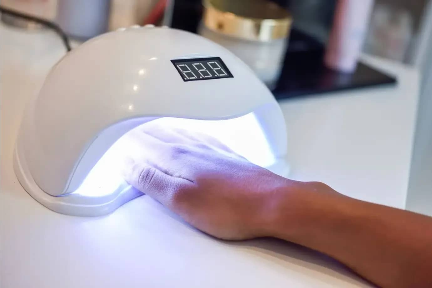 Choosing a nail lamp