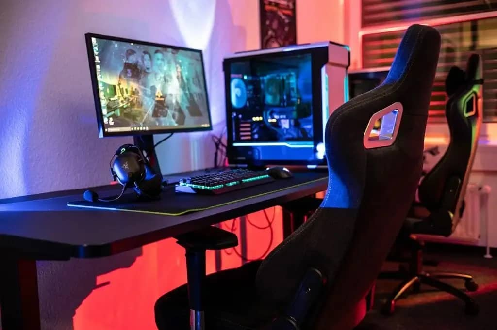 Dominate in online games