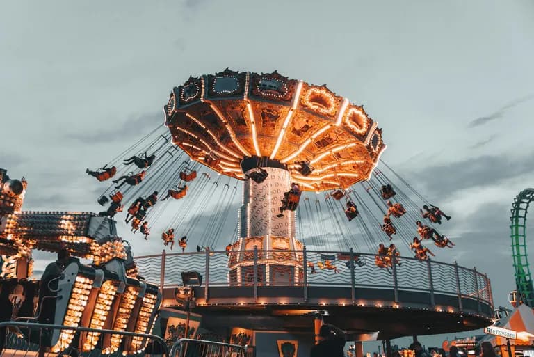 AI-powered theme parks