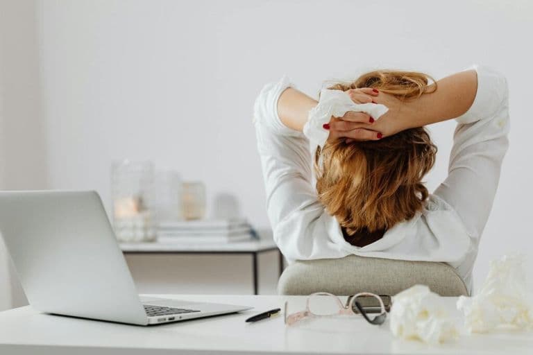 Featured image for health-issues-working-professionals-face