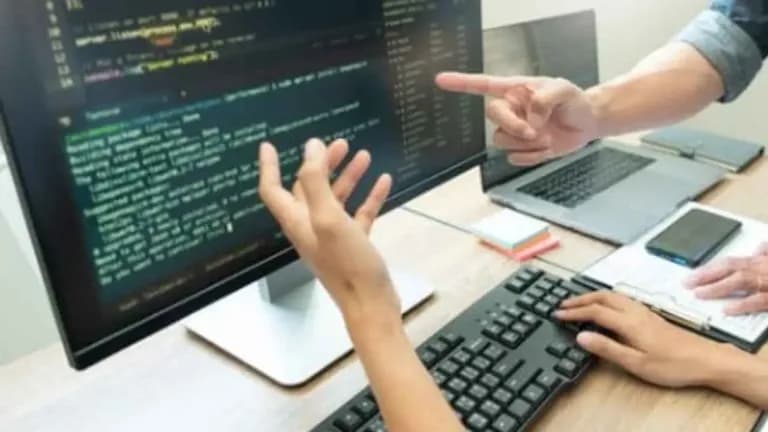 How Software Engineers Can Use Smart Algorithms to Improve the User Experience with AI