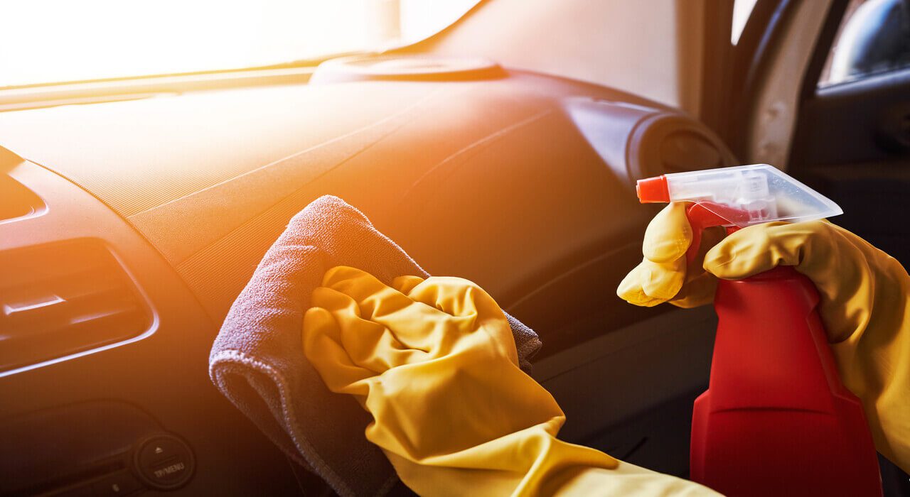 5 Important Tips While Cleaning A Luxury Car