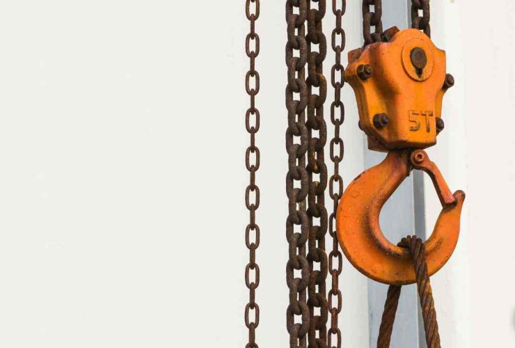 5 Benefits of Using an Electric Chain Hoist