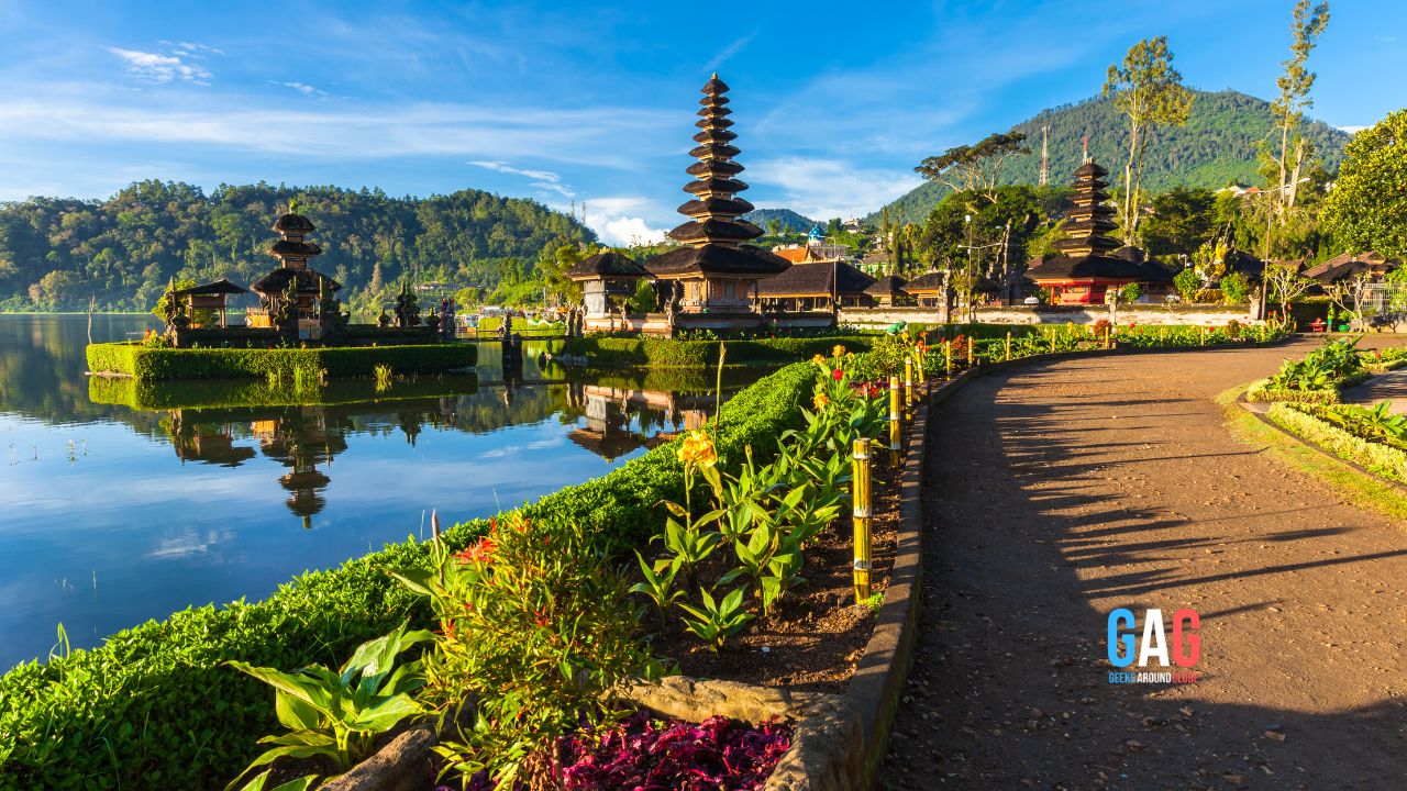 Staying safe when visiting Indonesia
