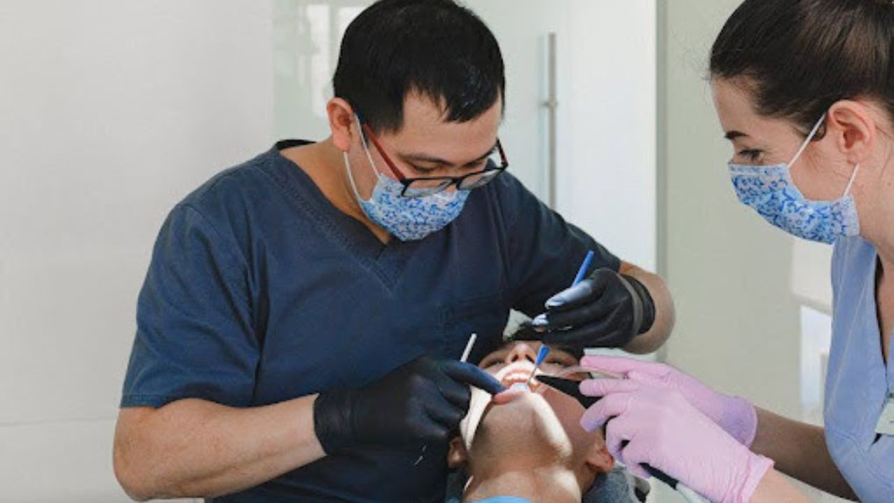Finding the Right Dentist for Your Needs A Full