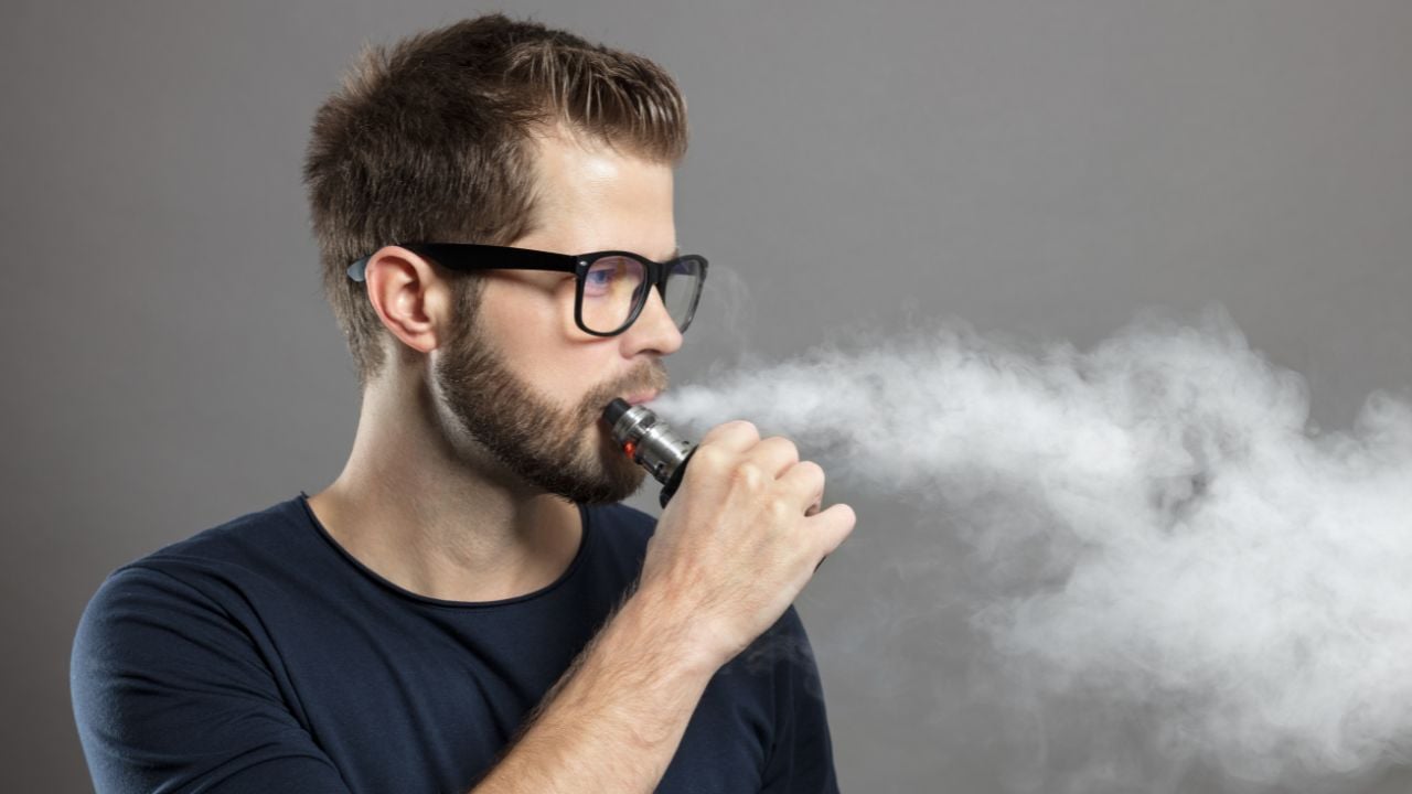 How Rechargeable Vapes Are Shaping Modern Smoking Habits A Closer Look at Today's Top Brands