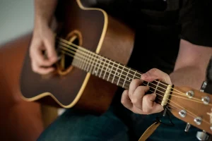 Want to Learn Guitar? Follow This Practice Routine Whether You Are a Beginner or a Pro!