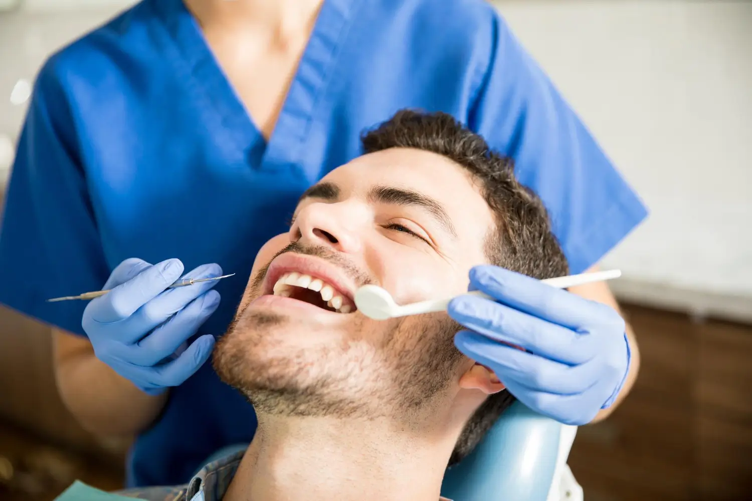 Dental implants procedure