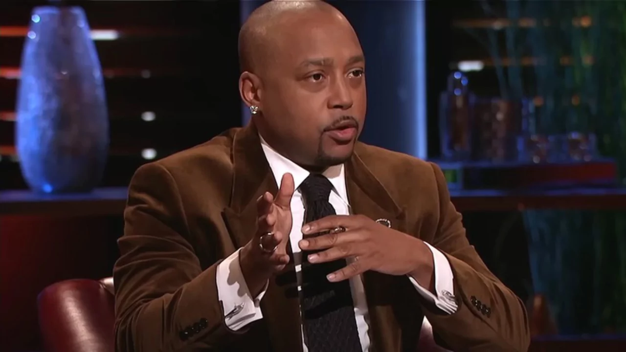 Daymond John giving negotiation advice during Shark Tank episode