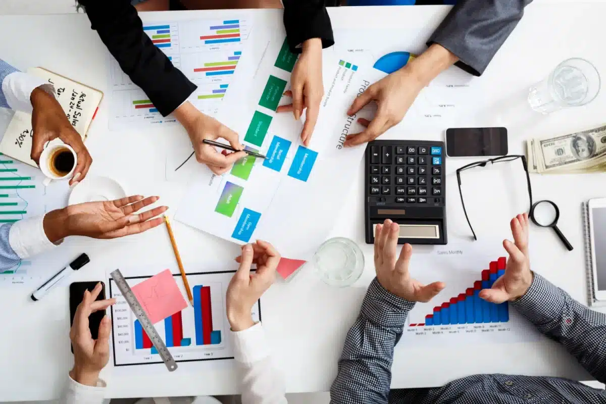 Accounting firms disrupt VC startups