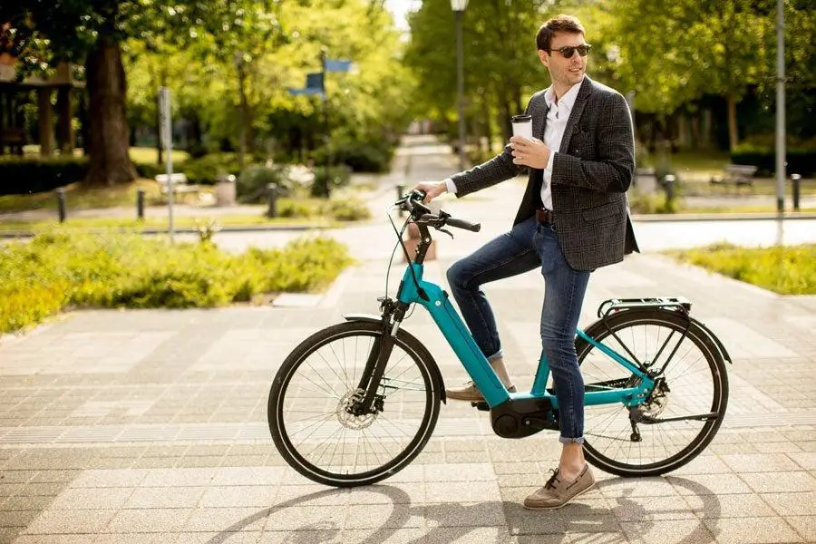 E-bikes vs traditional bikes