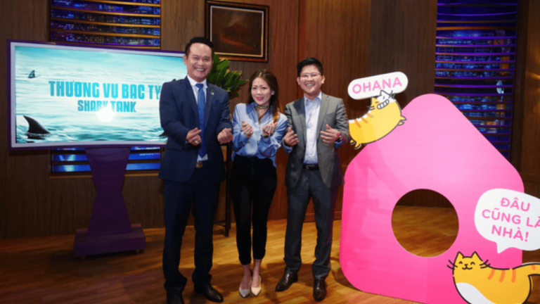 Ohana founder pitching affordable housing app on Shark Tank Vietnam