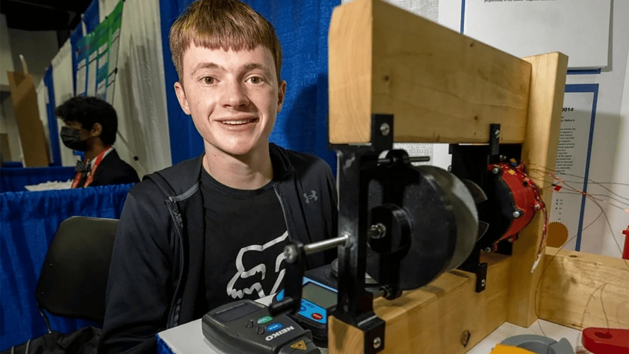 Teen Genius Builds Greener Motor, Shocks Big Automakers