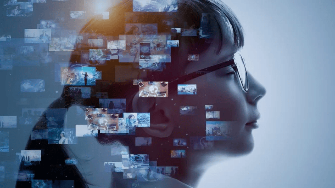 Japanese Headset Records Your Dreams to Watch Later