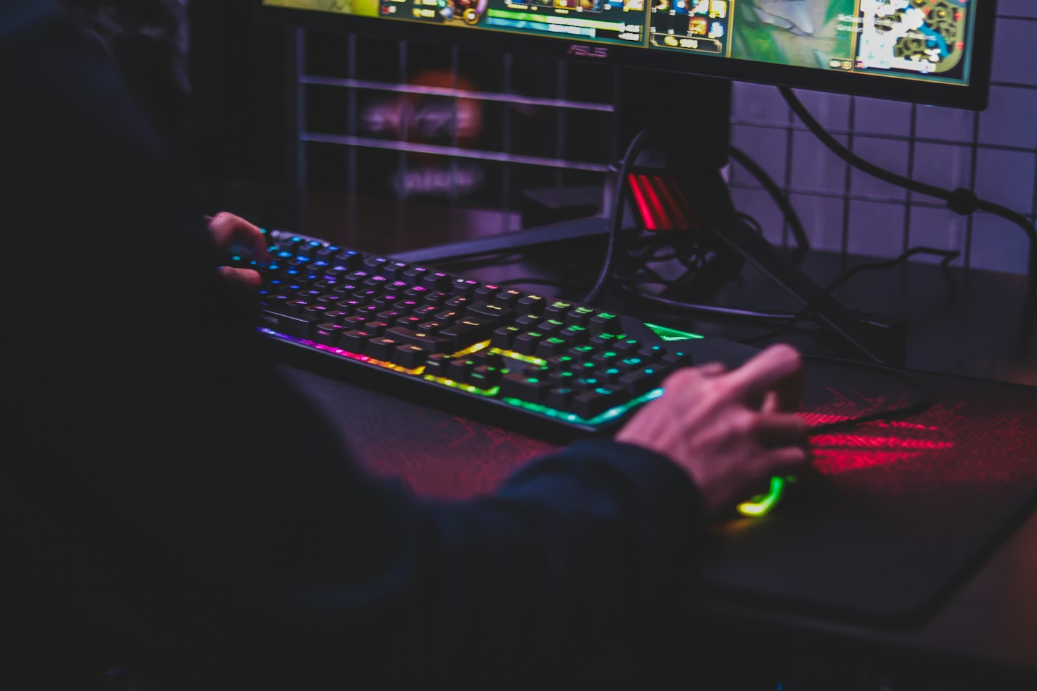 How Gamers Make Critical Decisions Under Pressure